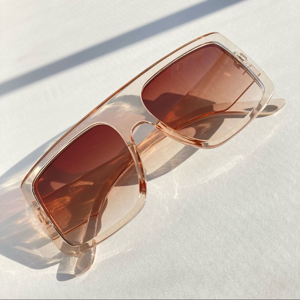 Bossy Sunglasses - Transparent